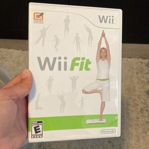 Wii Fit Nintendo Wii Game Complete w/ Case & Disc Tested Working